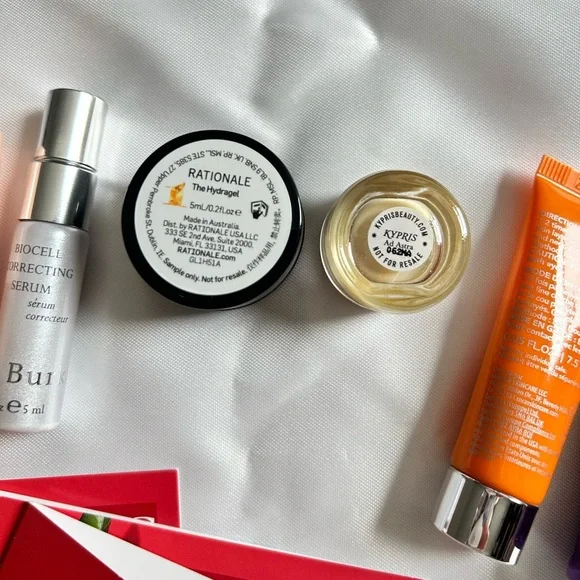 Great skincare trial set. 10 pc bundle - Picture 7 of 17